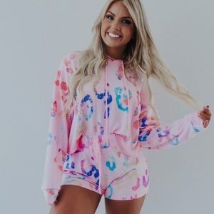 [Phil Love] Rainbow Cheetah Pink Lounge Set